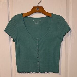 American Eagle Women's Snap Front Lettuce Hem Baby Tee Size Medium NWOT